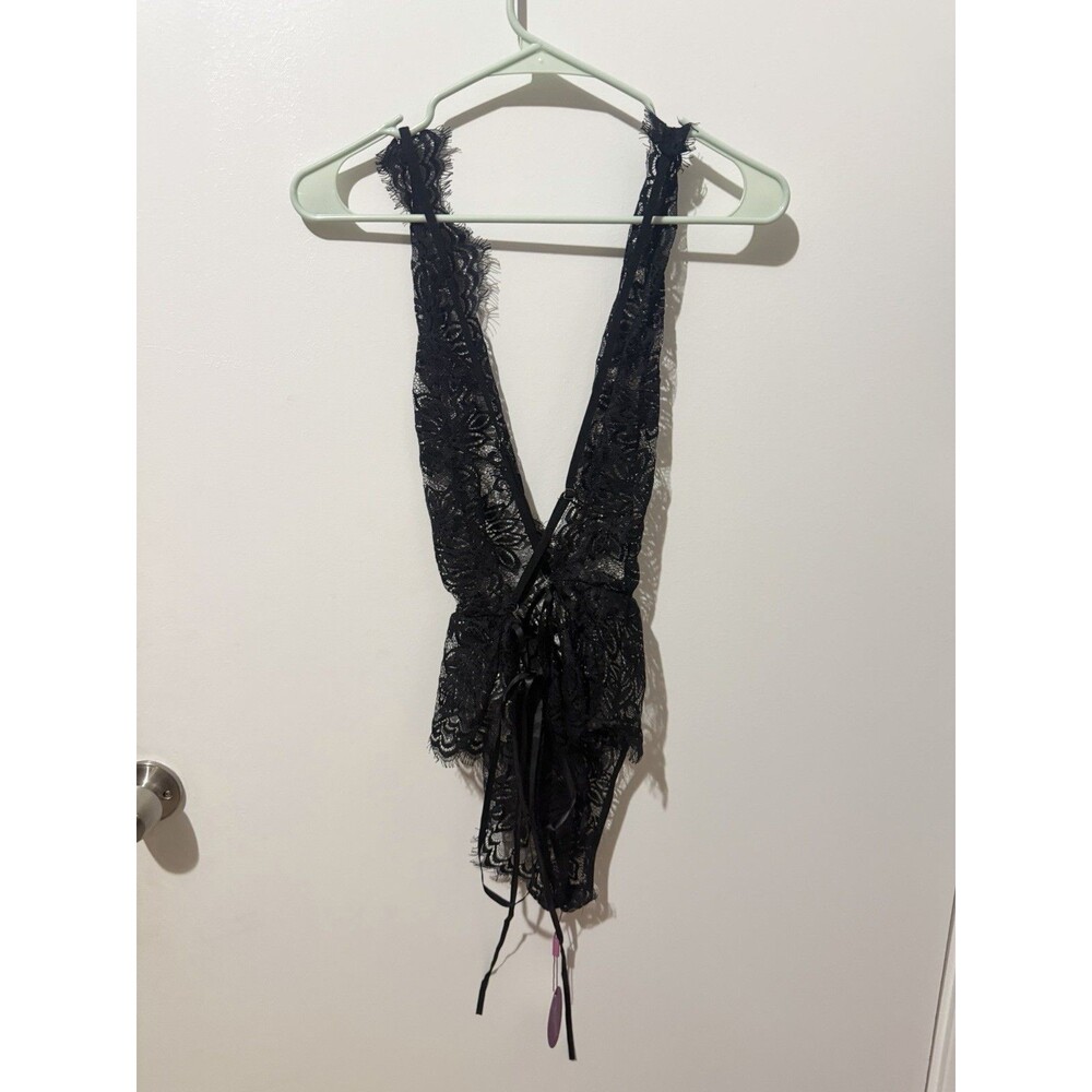 BLACK LACE TEDDY WITH DEEP V-NECK FRONT & LACE-UP BACK Medium